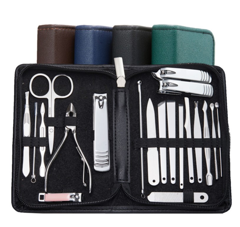 Manicure Set / Nail Clippers kit with Zip leather bag