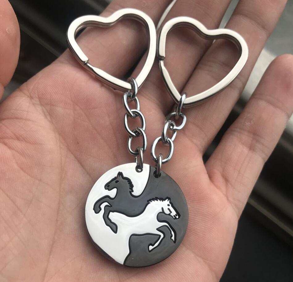 2pcs heart shaped couple horse keychain