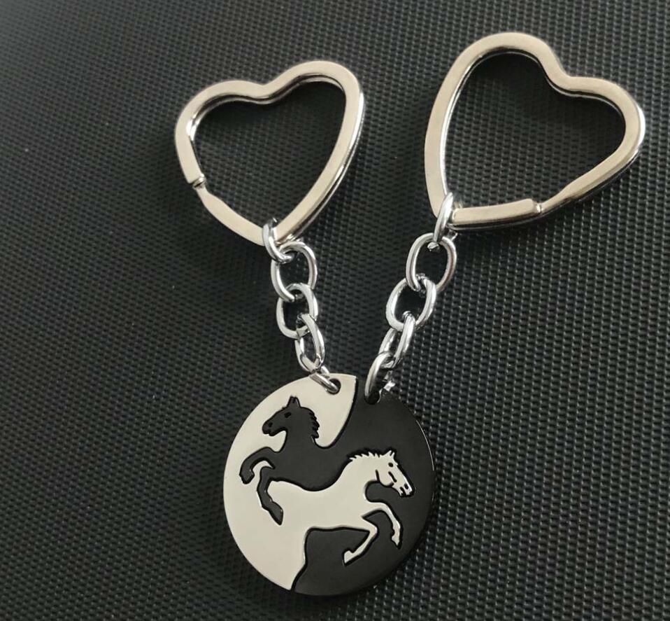 2pcs heart shaped couple horse keychain