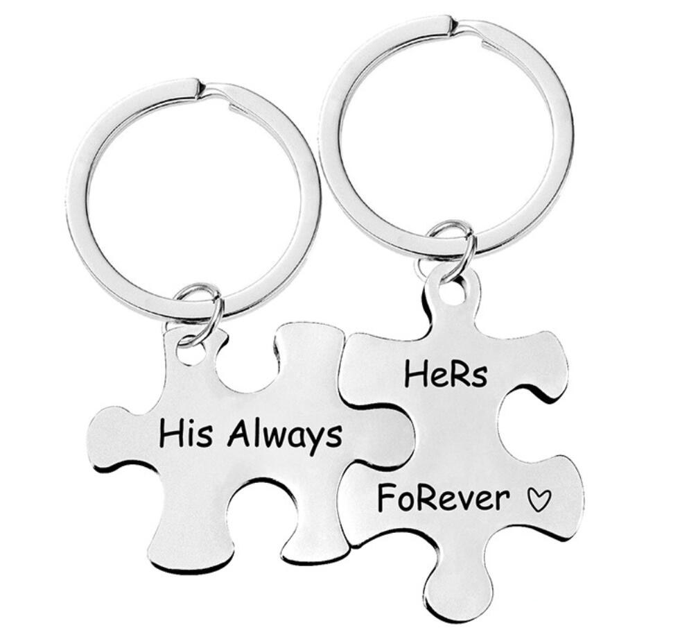 couple puzzle keychain